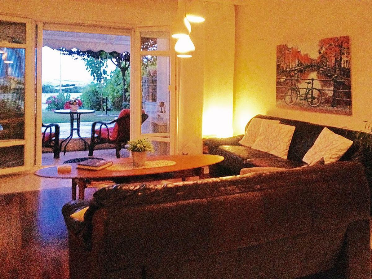 Lovely Apartm.Near Airport Kardiá Eksteriør bilde