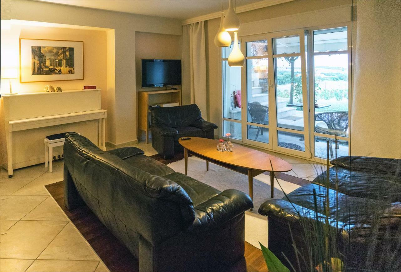 Lovely Apartm.Near Airport Kardiá Eksteriør bilde